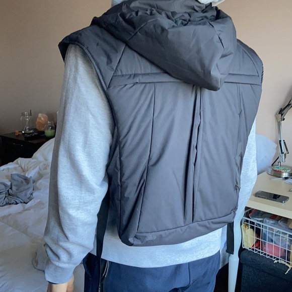 Arys padded vest - Picture 11 of 14